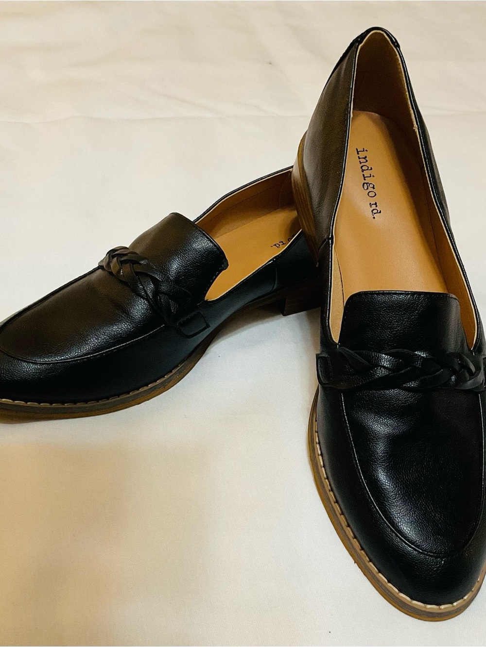 Indigo Rd Black Leather Braided Penny Loafers size 10